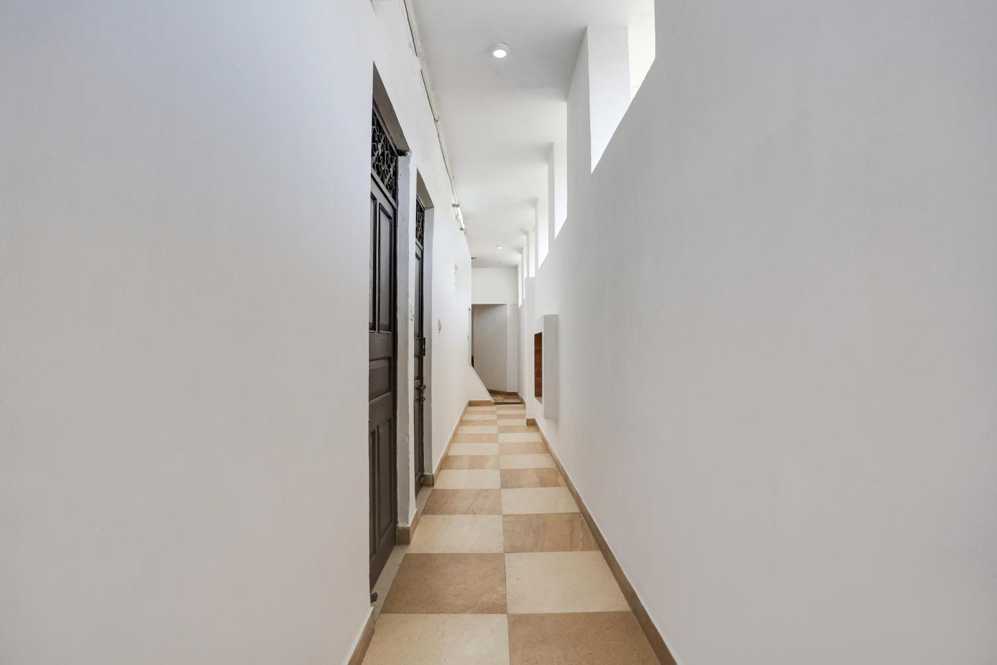 Hotel Oyo Spot On Lila