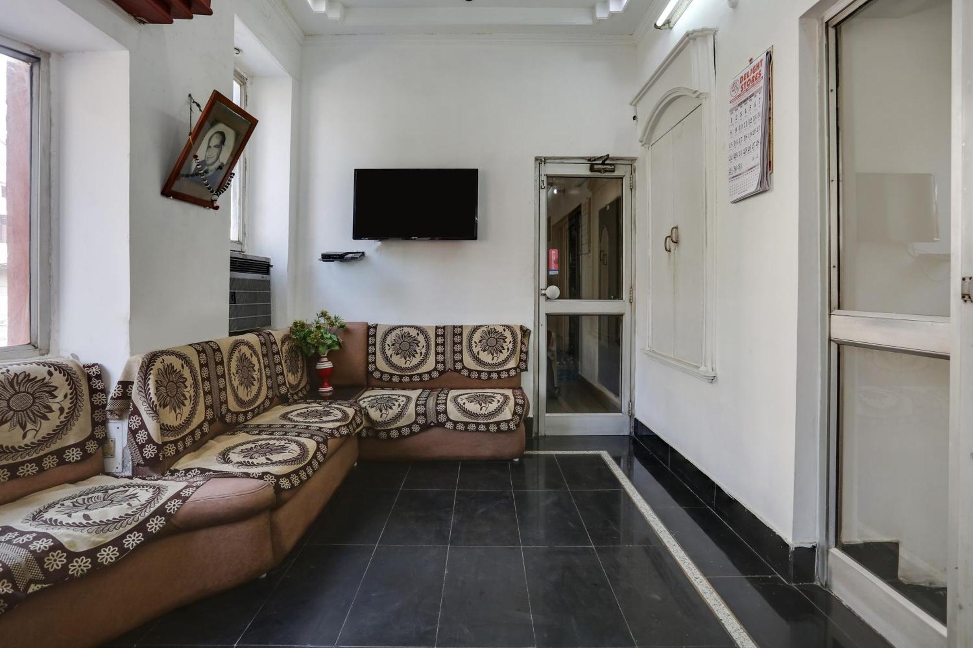 Hotel Oyo Spot On Lila Lucknow